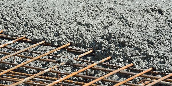 Rissfreie Bauteile durch kontrollierte Wärmeentwicklung | © stock.adobe.com - Mario Hösel